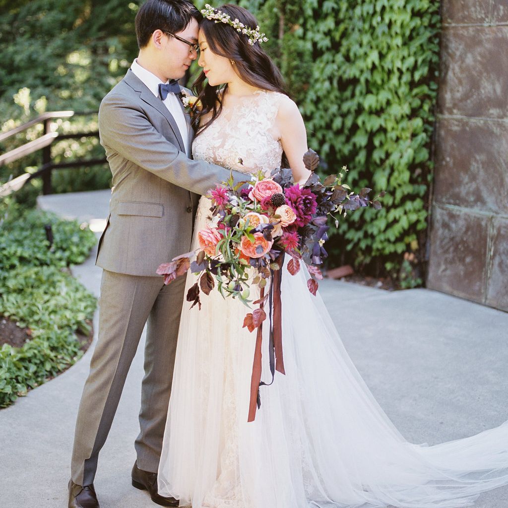 field/seattlebridemagcom239elwb01blackmeshcom/2018/image/7461_06.jpg