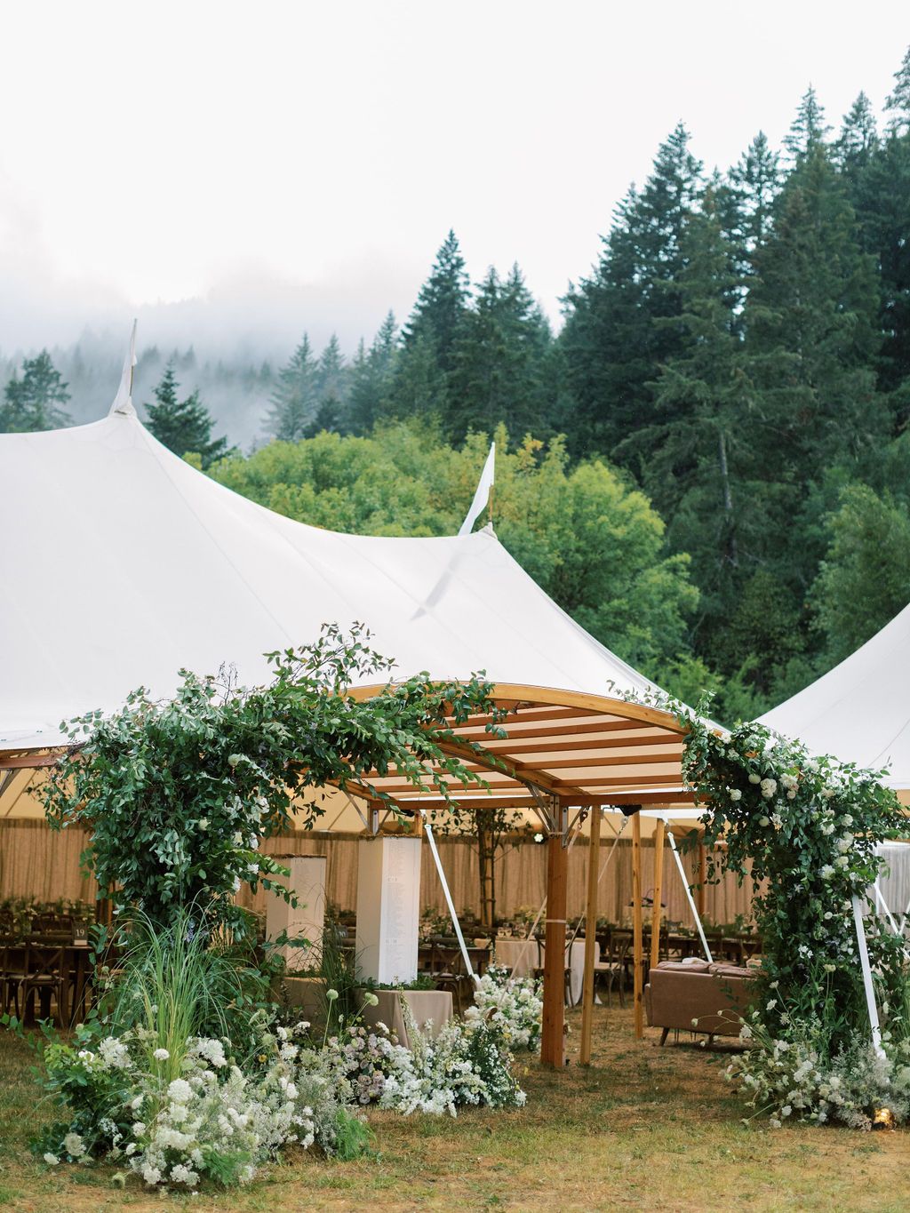 2025-03/ColleenAmeliaPhotography_LyonsWedding-772_0.jpg