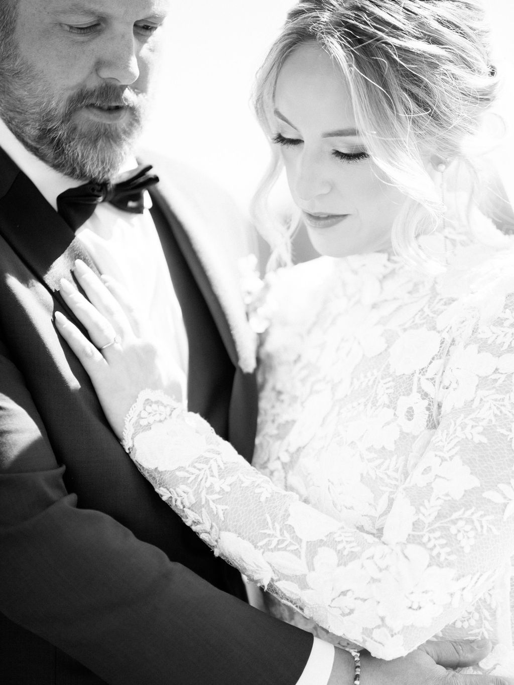 2025-09/BB-Wedding-First-Look-115.jpg