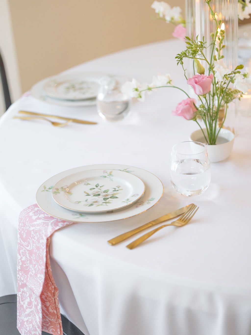 2026-07/K&KPhotoandFilm-OmahaStyledWeddingShoot-22.jpg