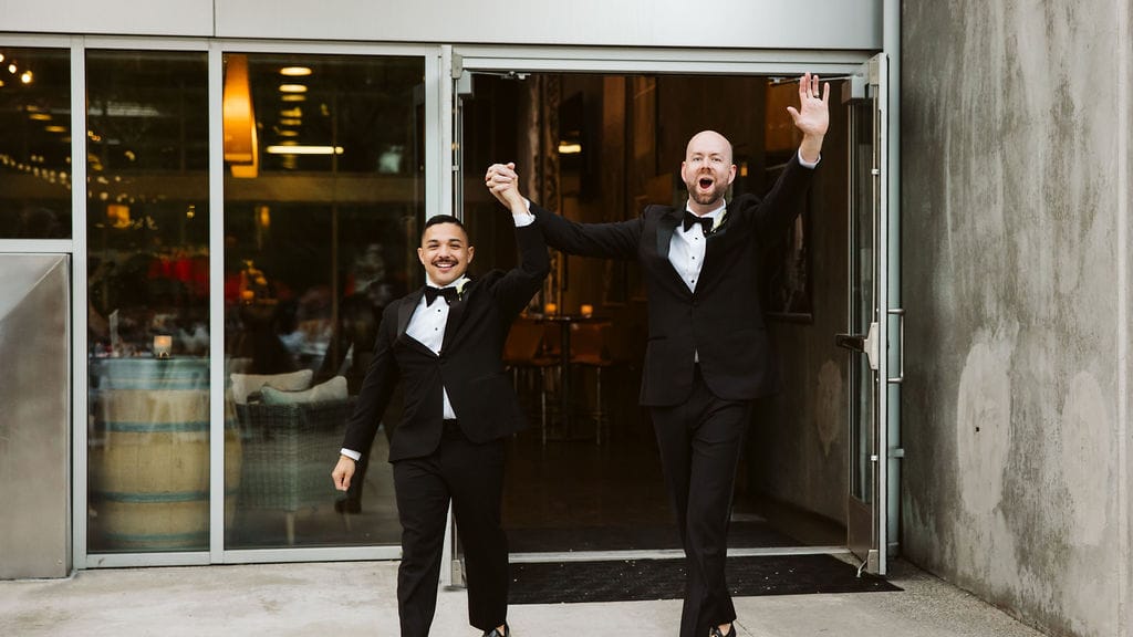 2026-05/seattle-wedding-photographer-kelly-lemon-kyle-kendall-58.jpg
