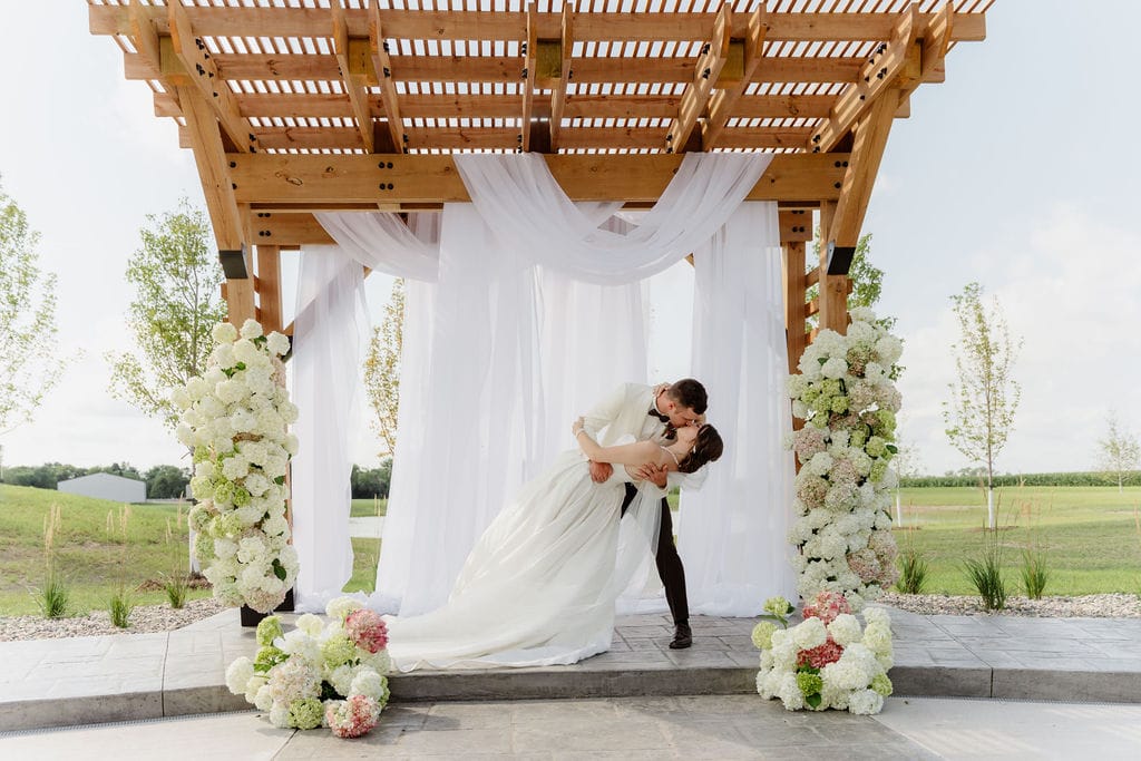 2026-06/Fargo-Wedding-Photographer-07825_0.jpg