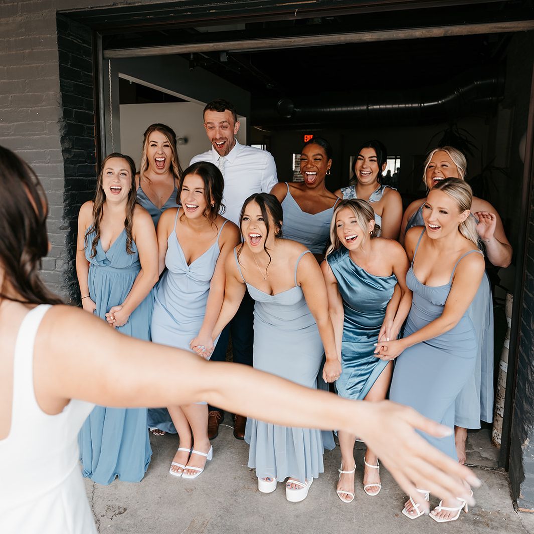 bridesmaid-first-look.jpeg
