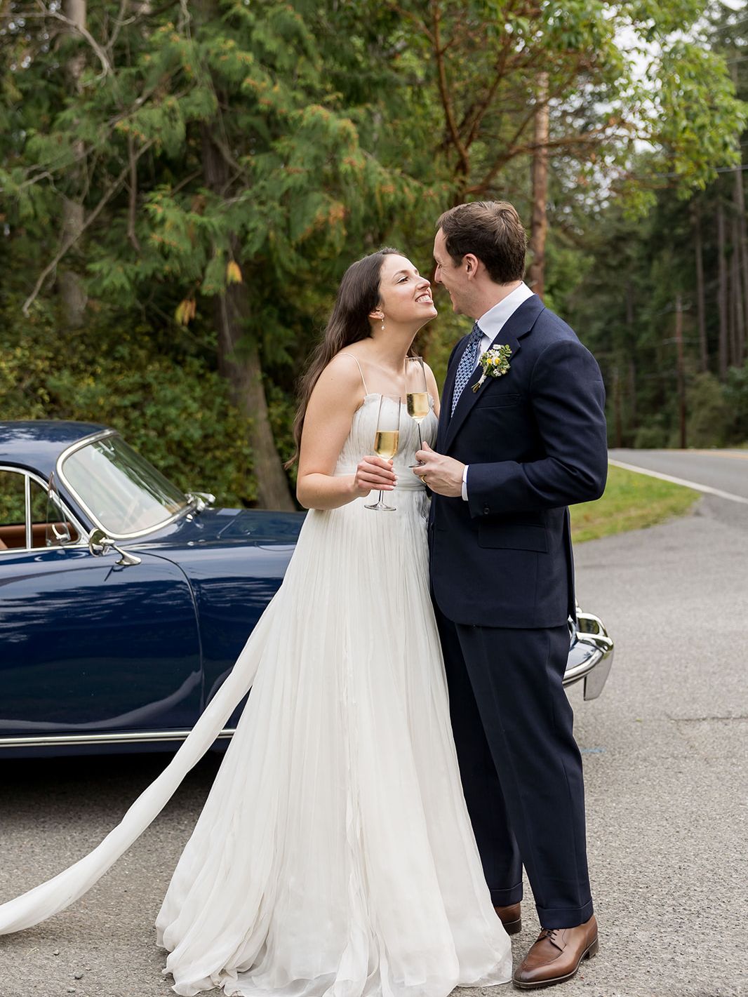 2025-10/e&c_wedding-329.jpg