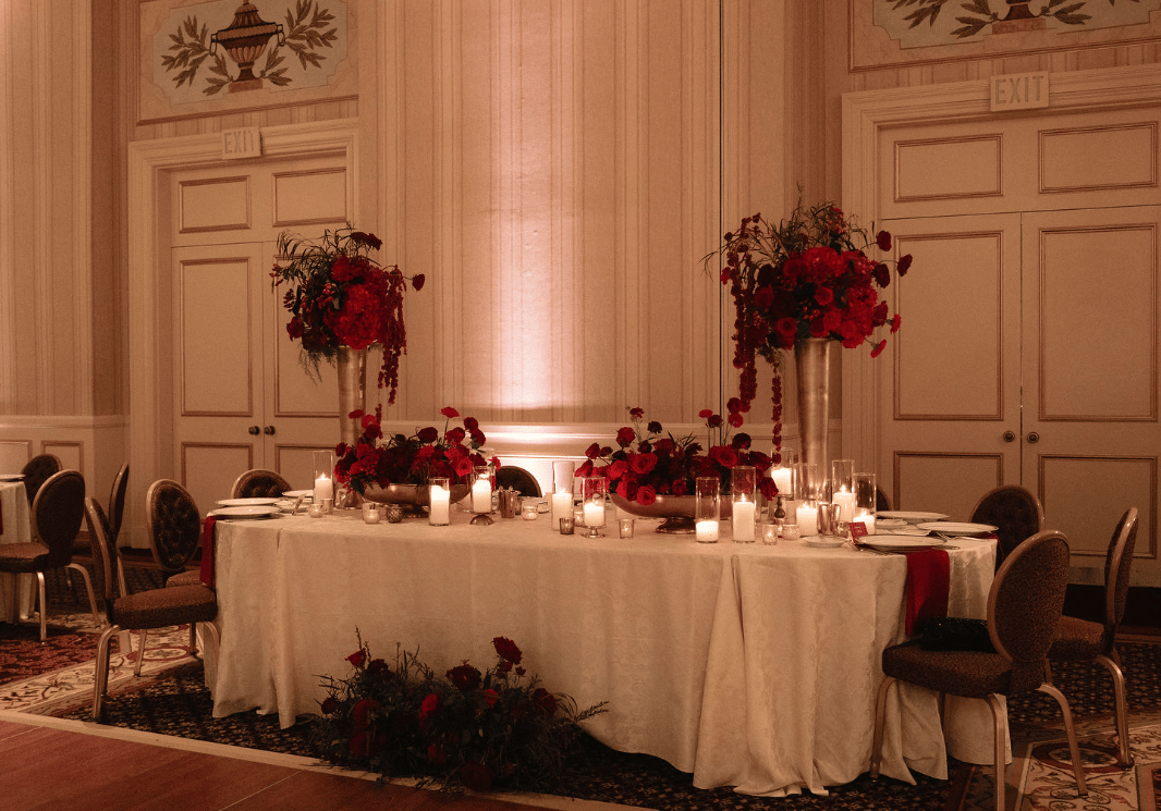 2026-04/Kunz Lurie - Tablescape - Head Table.png