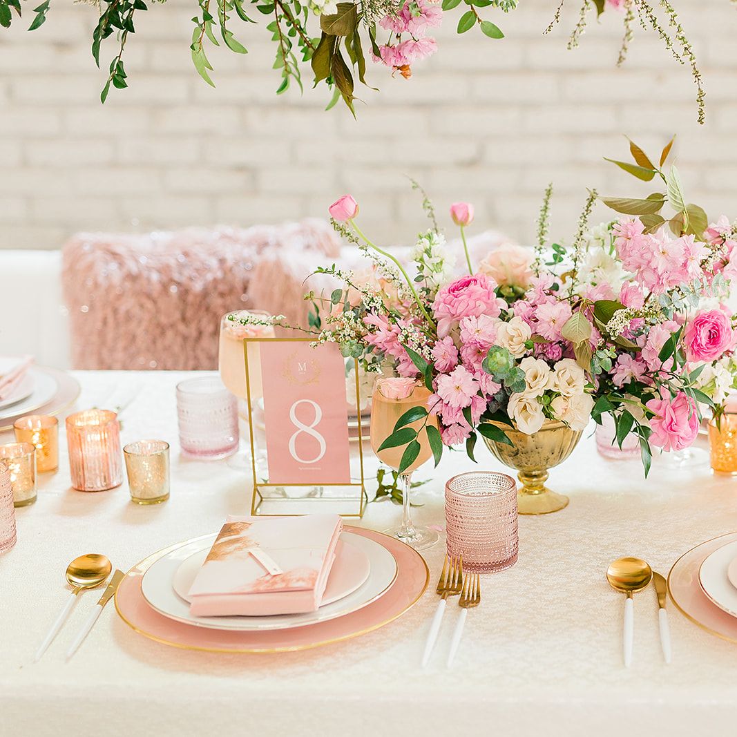 field/seattlebridemag_com_239elwb01_blackmesh_com/2019/image/The_101_Styled_Shoot-120.jpg