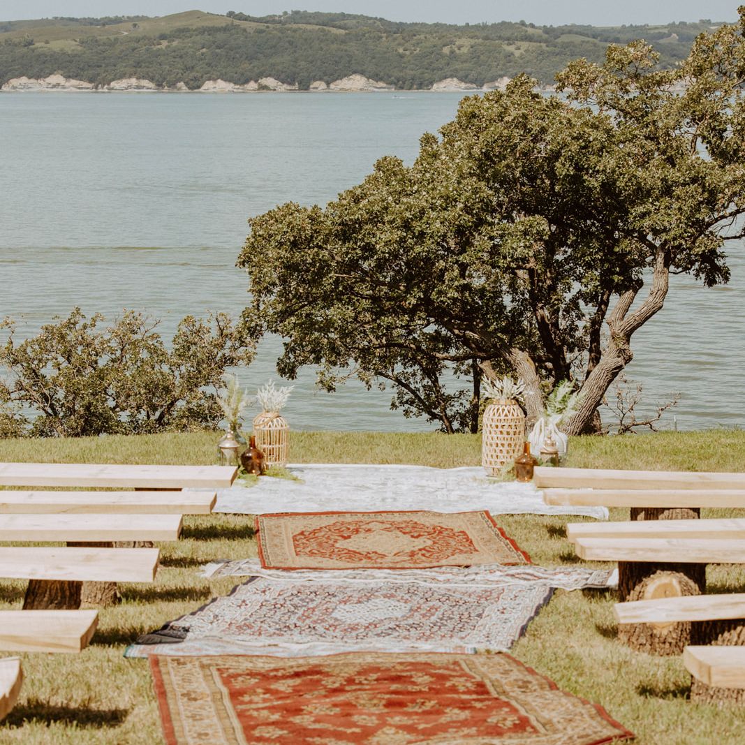Vintage Rugs Line the Aisle in Sustainable Wedding