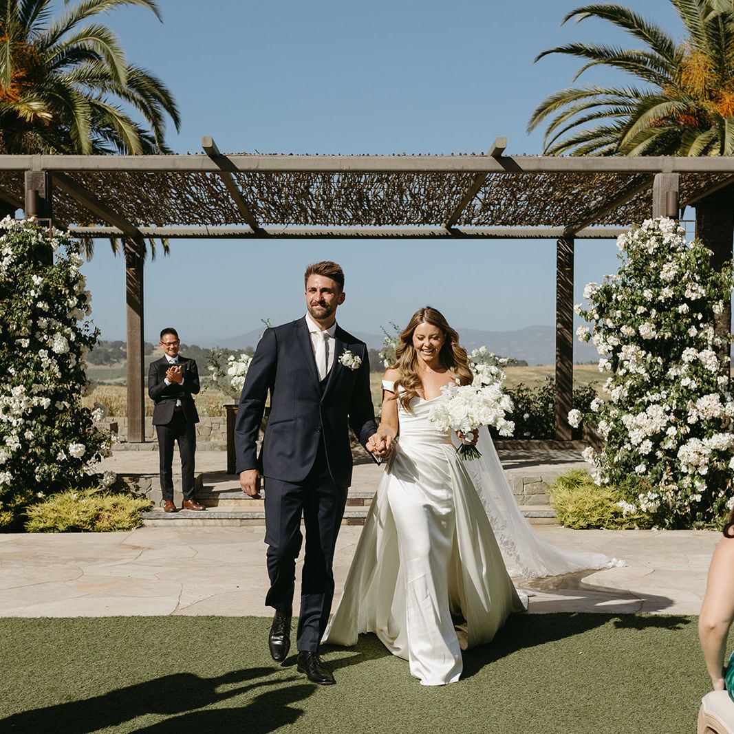 Monochromatic, Minimalist Wedding Embraces Natural Beauty in Napa Nuptials
