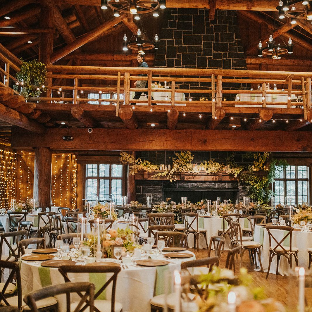 2023-06/ed and cassie wedding in sunriver_reception-220_websize_0.jpg