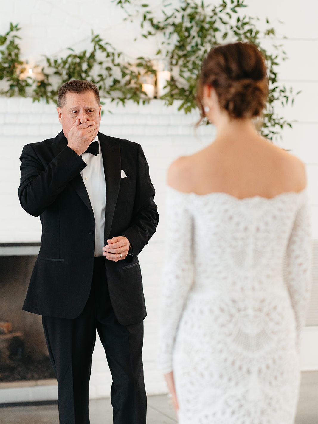 2023-12/hutton-house-mn-wedding-photographer-minnesota-115_websize.jpg