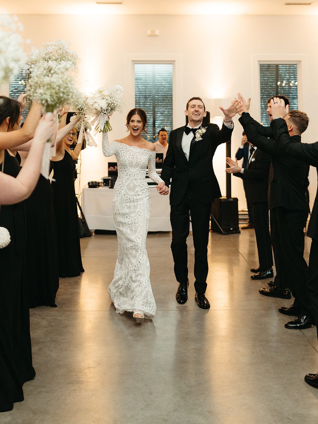 2023-12/hutton-house-mn-wedding-photographer-890_websize.jpg