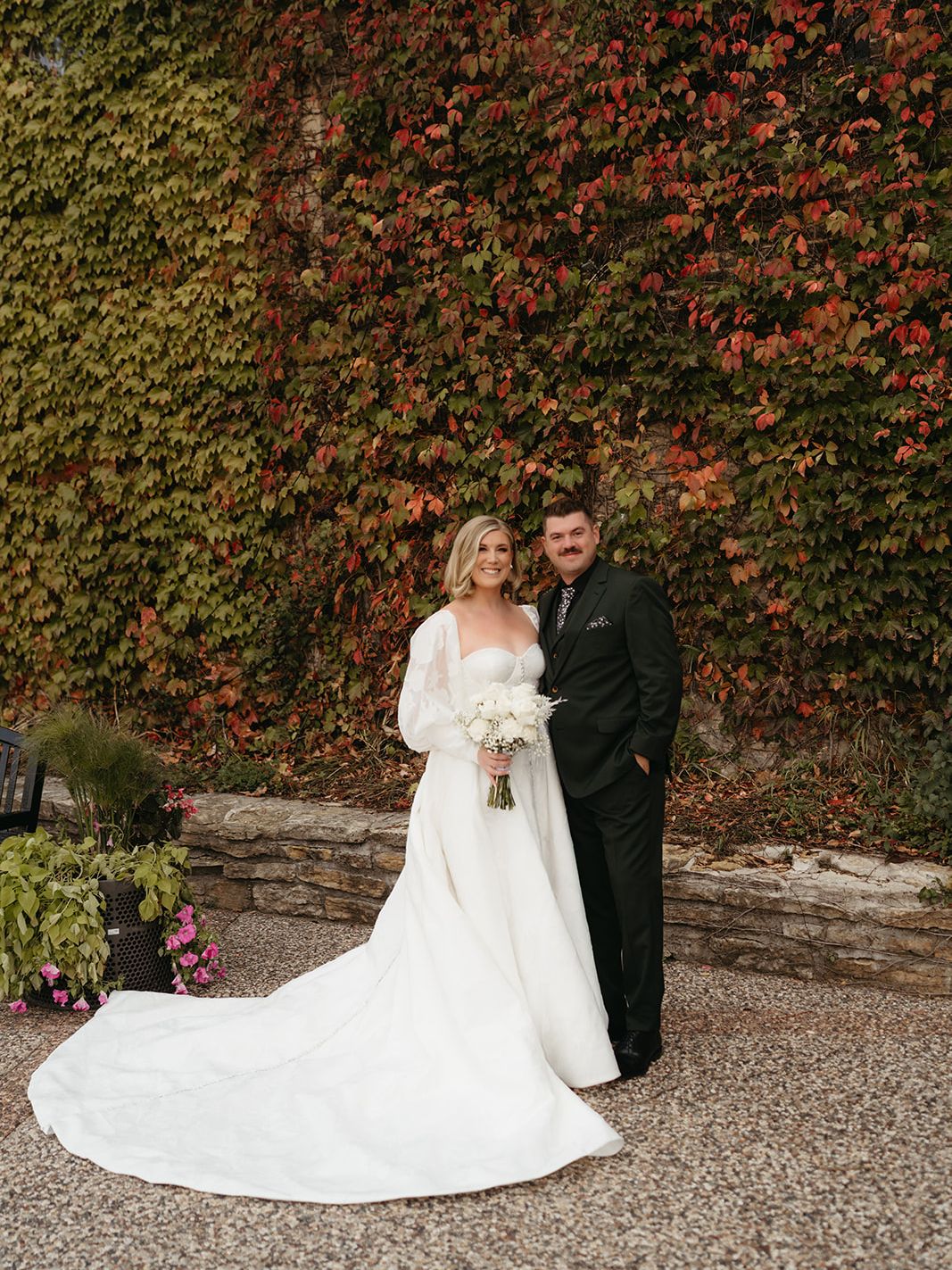 2024-11/minnesota-fall-wedding-161.jpeg