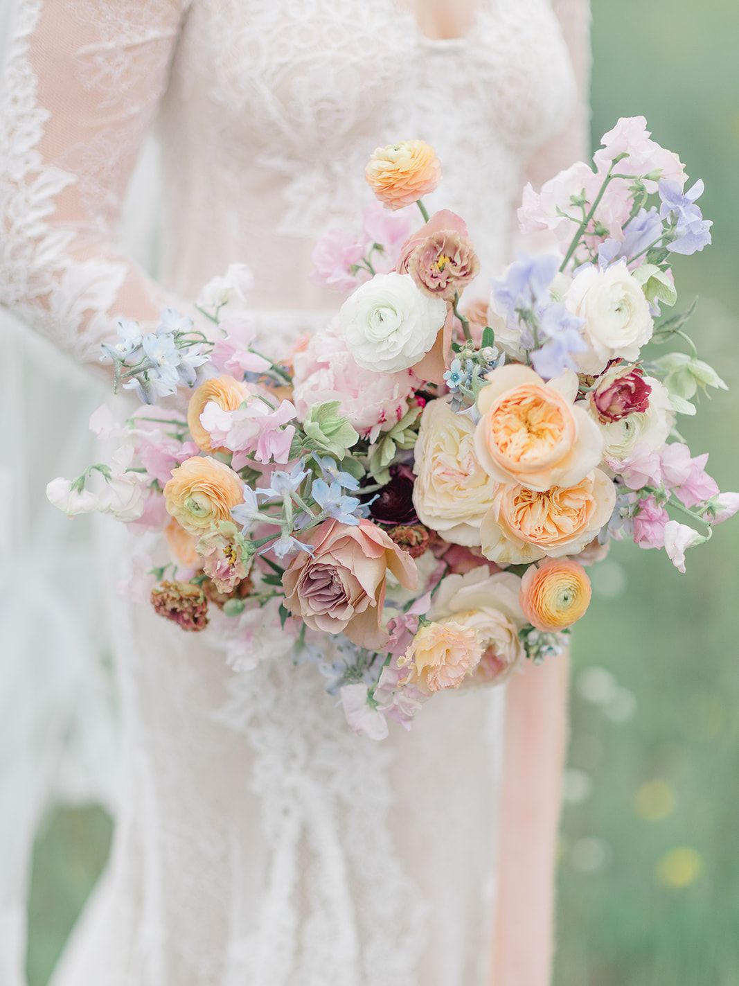2025-03/detroit-lakes-mountain-wedding-photographer-two-birds-photography-kelyn (029 of 112)_websize (1).jpg
