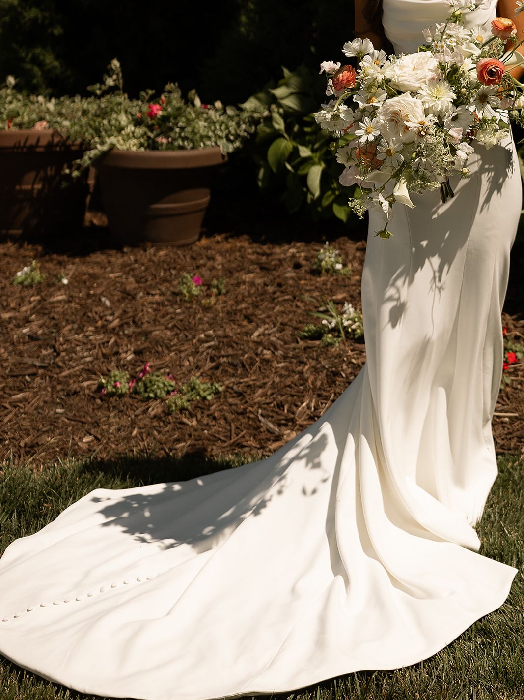 2025-04/ANNAMANTINI-WEDDING-THEWINTERSTEINS-430_websize.jpg