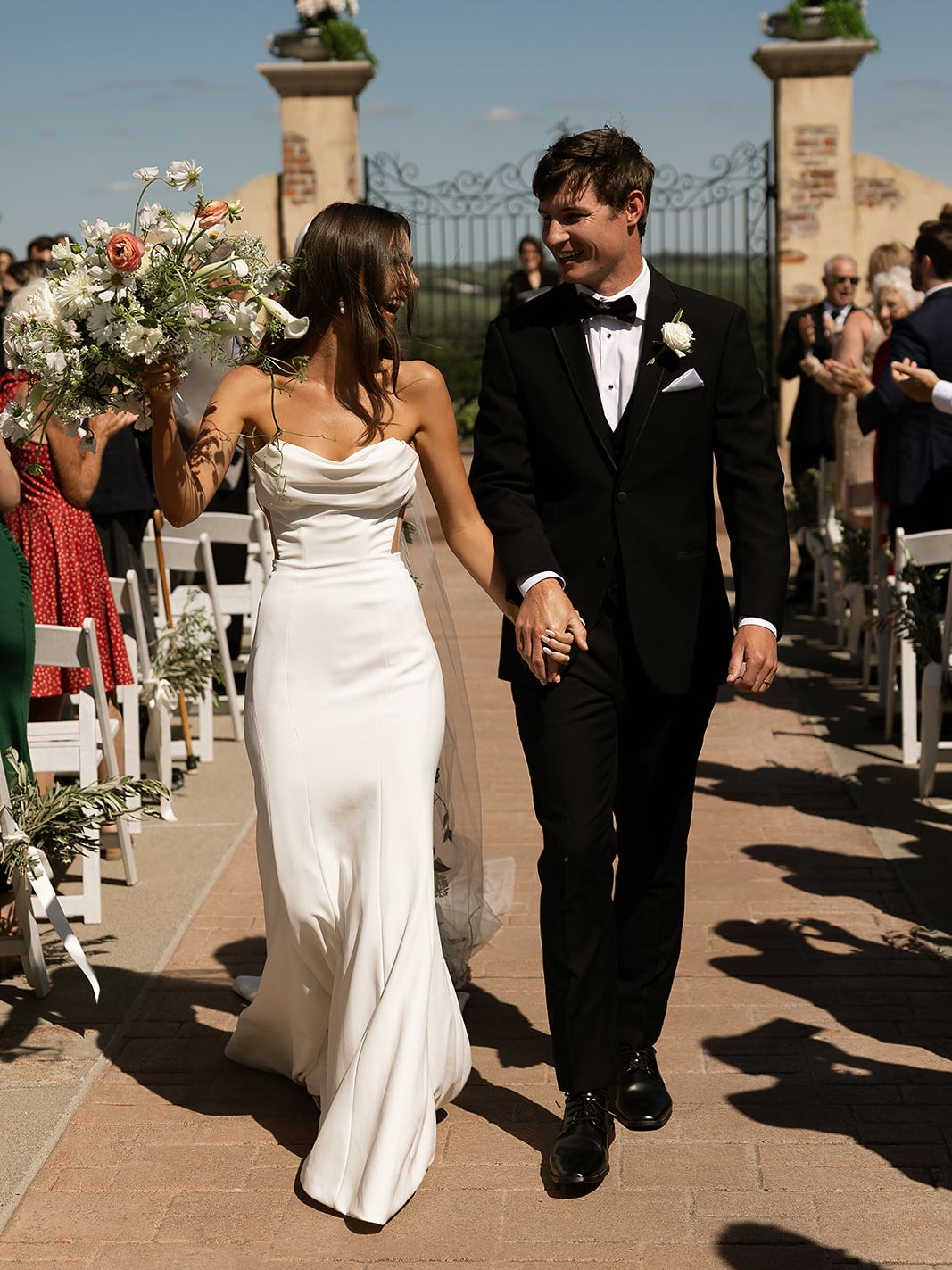 2025-04/ANNAMANTINI-WEDDING-THEWINTERSTEINS-550_websize.jpg