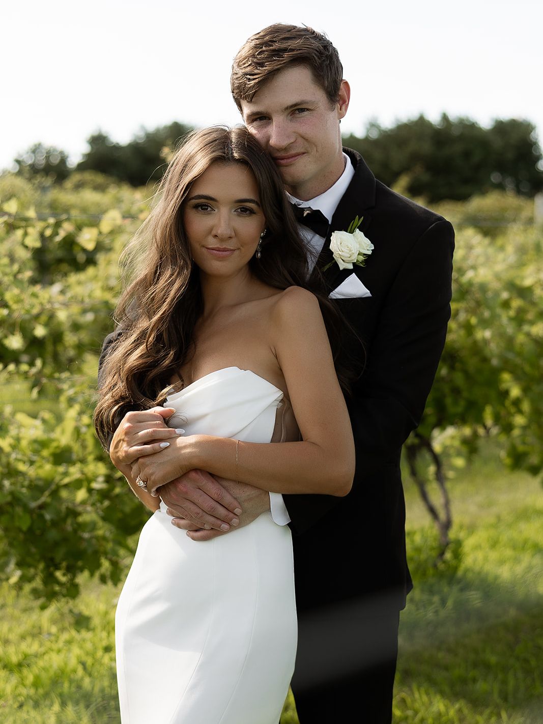 2025-04/ANNAMANTINI-WEDDING-THEWINTERSTEINS-749_websize.jpg