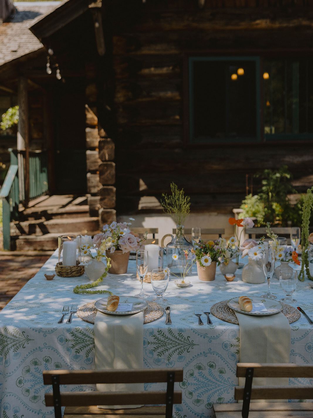 2025-06/Stouts_Island_Lodge_Summer_Wedding_Madison_Dahlquist-35_websize.jpg