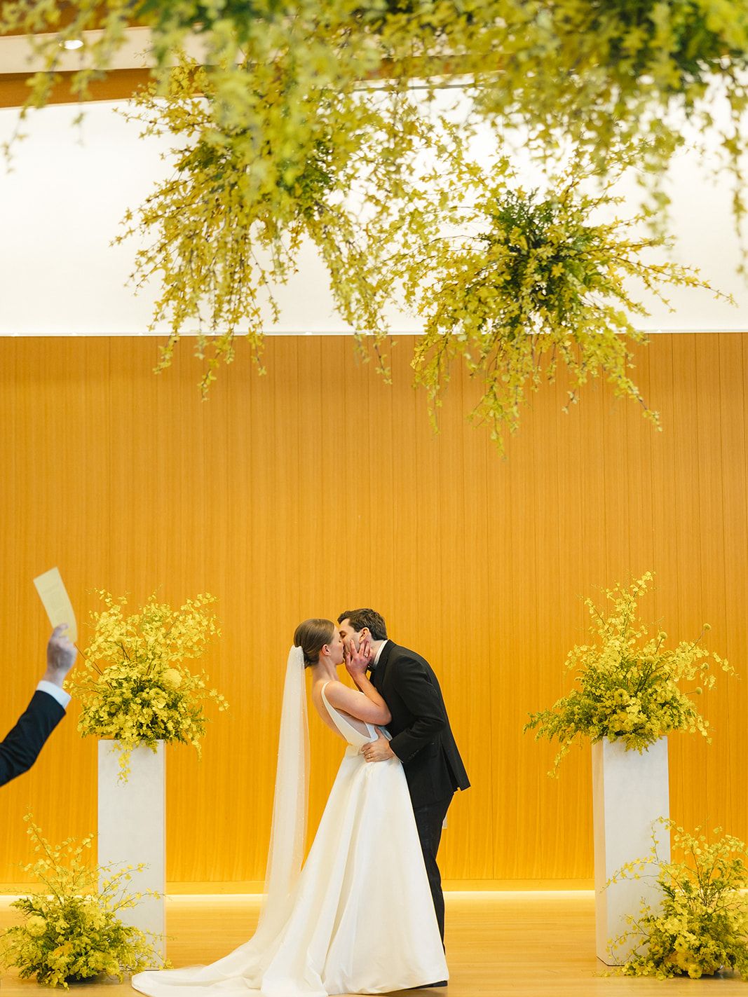 2025-11/10.19.24LINSDSEYBRENDANWEDDING-891_websize.jpg