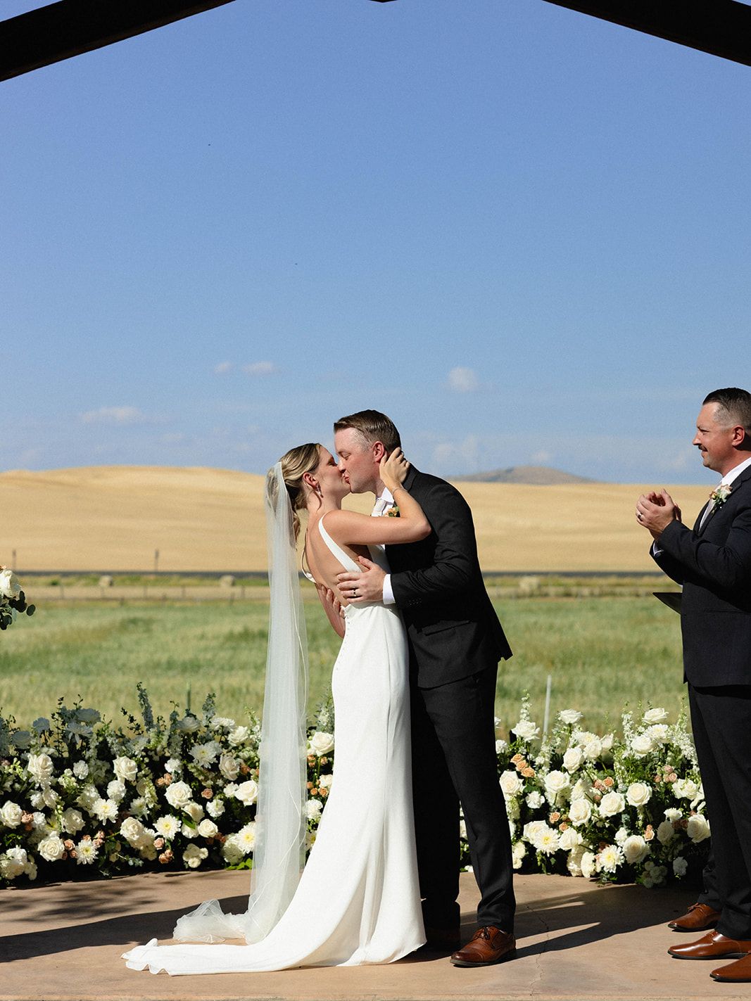 2026-06/Abbey Peter Red Barn Farms_Cassie Trottier Photography_0143.jpg