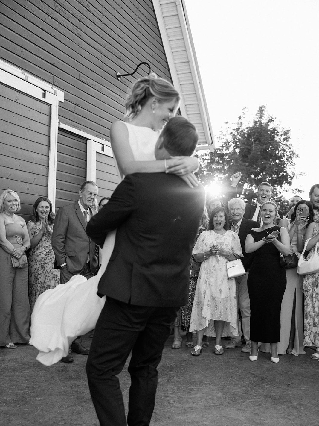 2026-06/Abbey Peter Red Barn Farms_Cassie Trottier Photography_0200.jpg