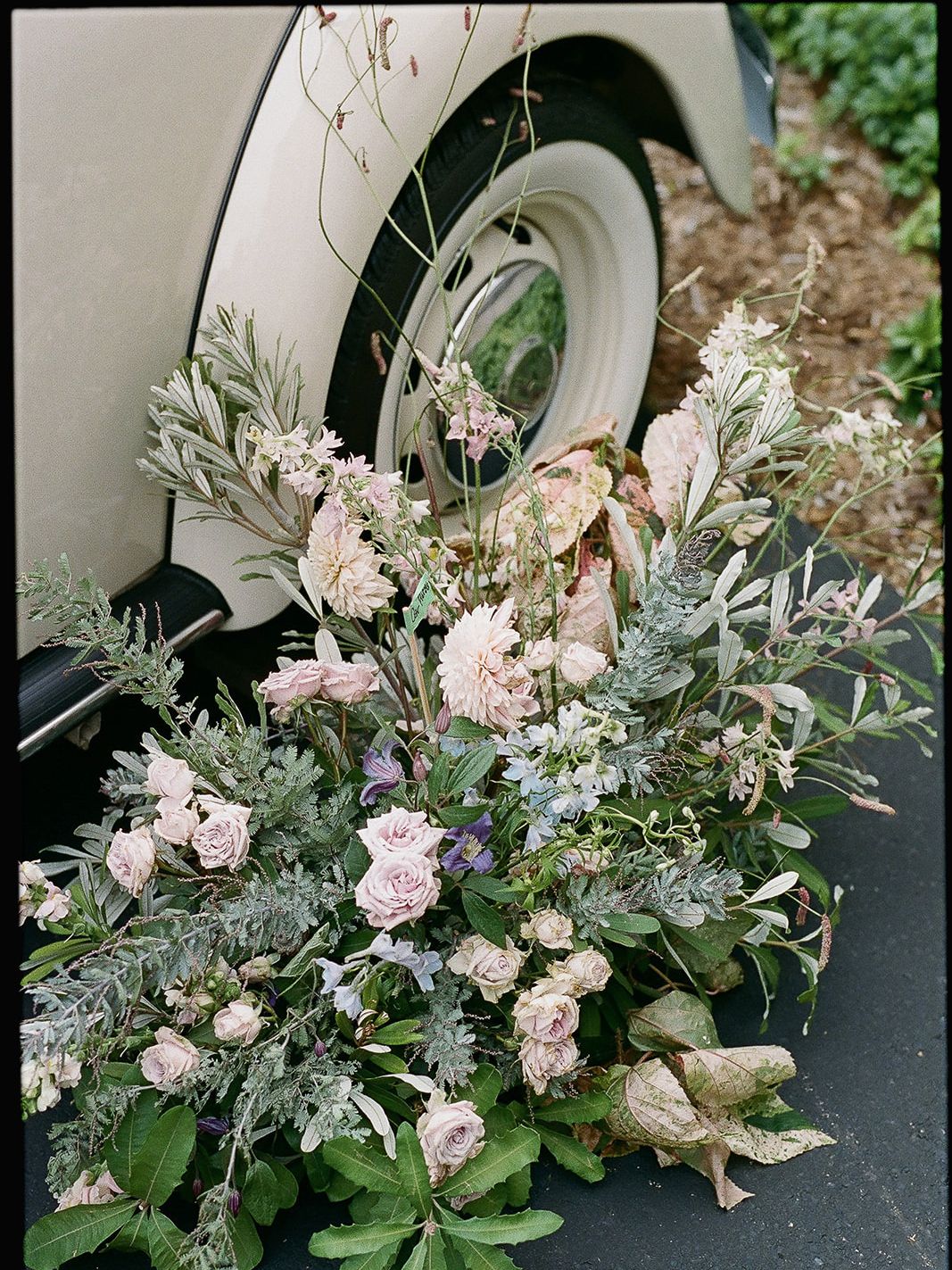 2026-06/Isabella-Julian-Anti-Bride-Mariah-Jones-Photography-10_websize.jpg