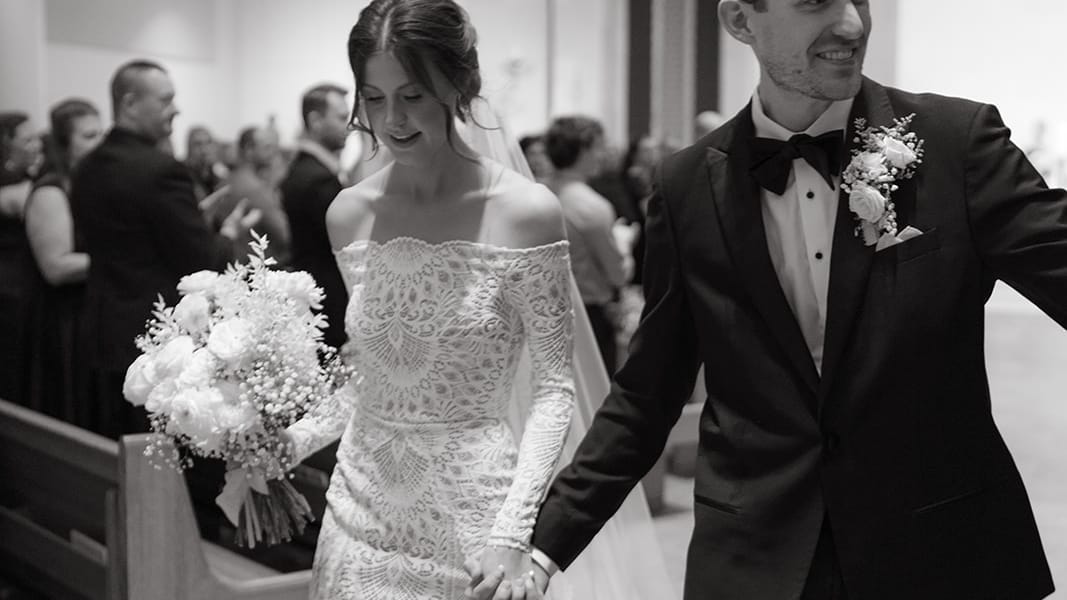 2023-12/hutton-house-mn-wedding-photographer-793_websize.jpg