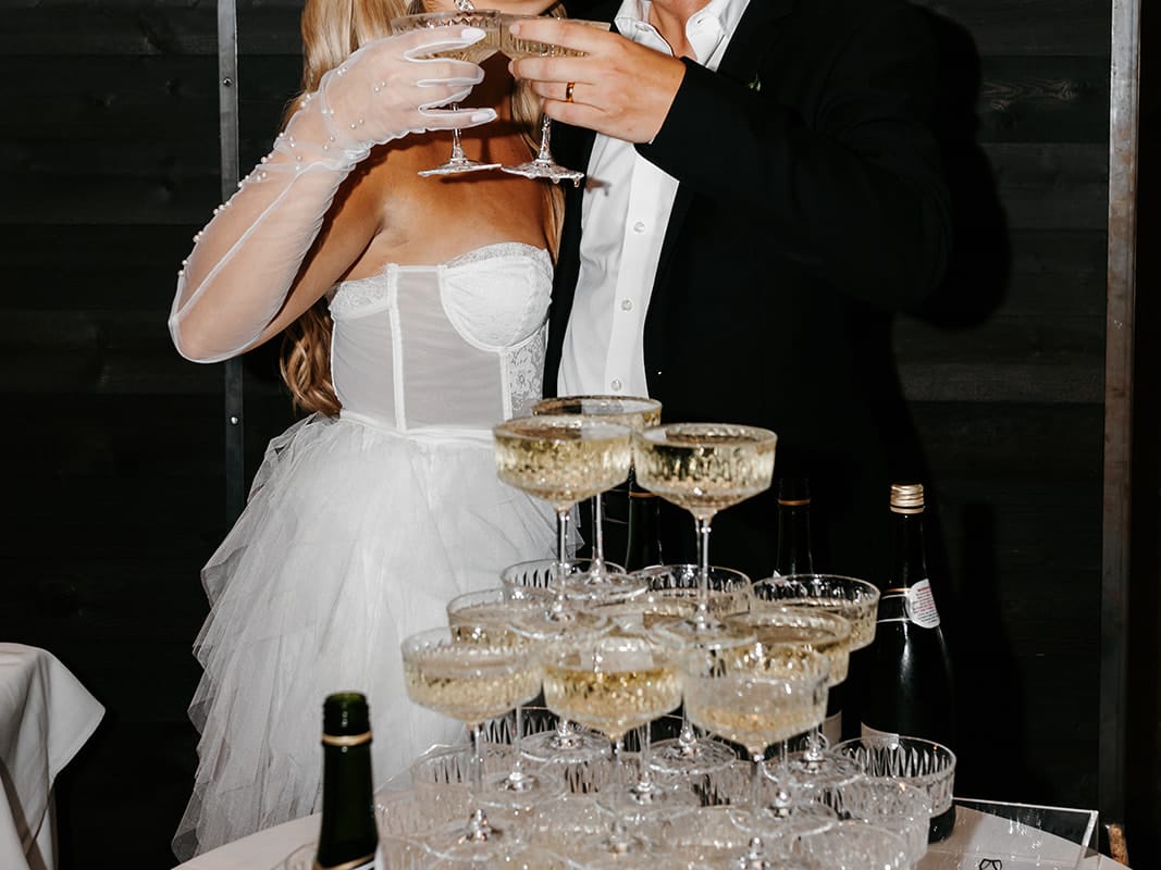 2024-04/allie-and-connor-wedding-1507_websize.jpg
