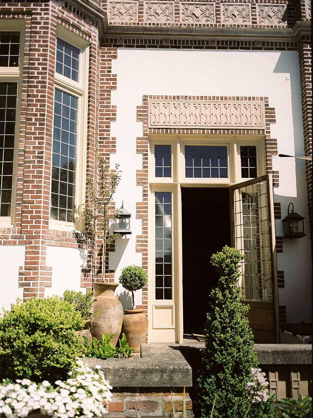 2025-07/Emily + Kevin wedding - film-7_websize.jpg