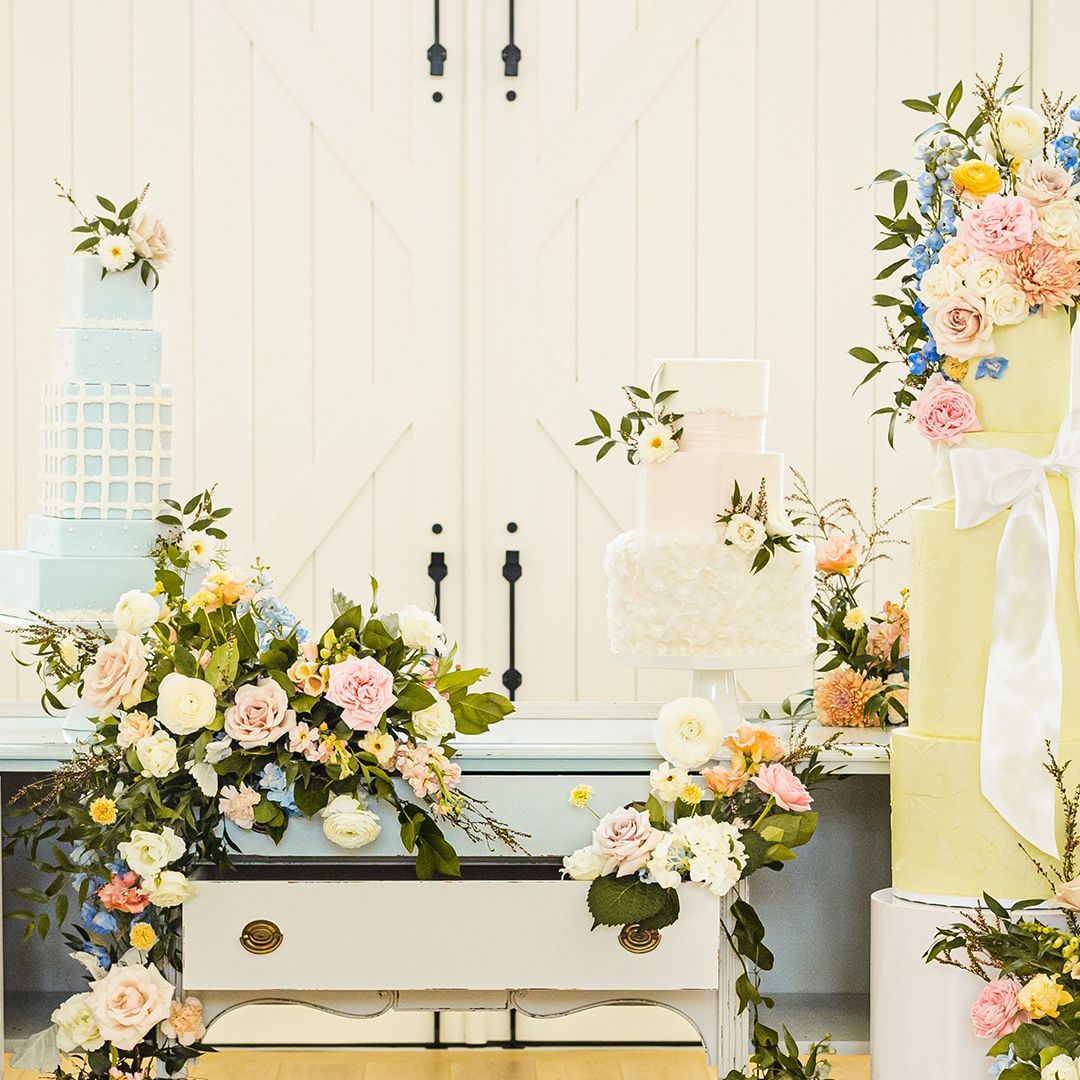 Minnesota Bride Cake Style Shoot at Redeemed Farm 2.jpg