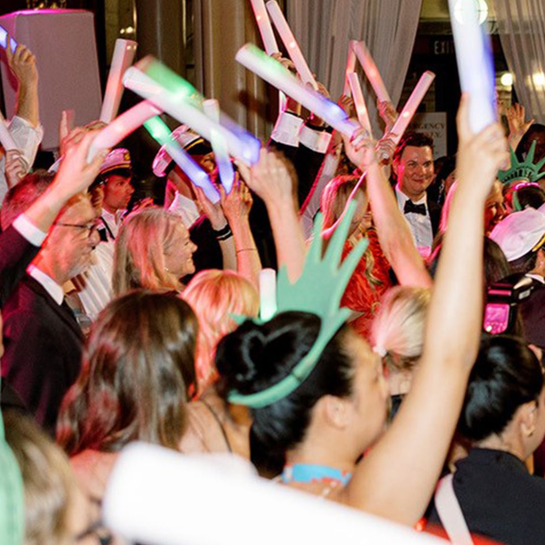 Photo by Amanda Nippoldt, courtesy of Lasting Impressions Weddings
