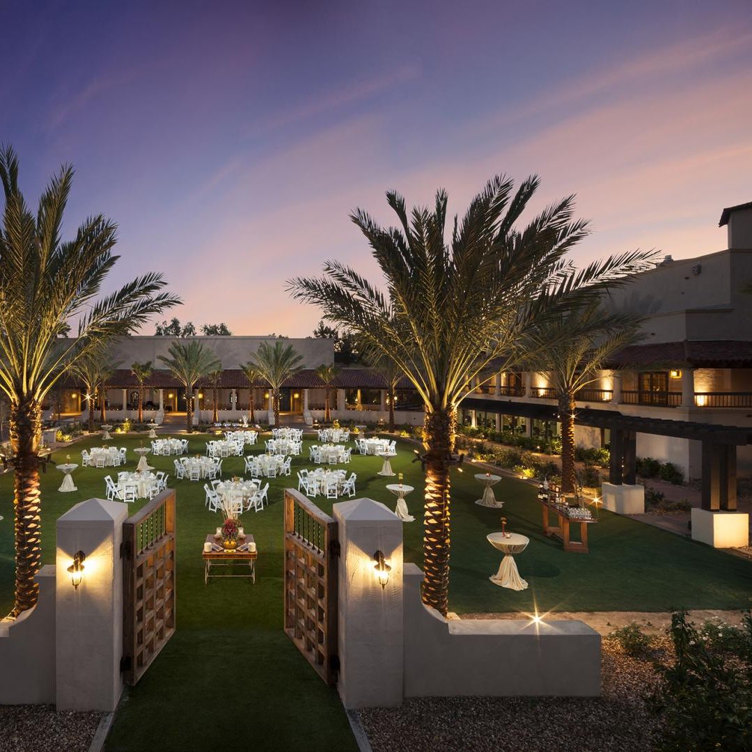 The Scottsdale_Paradise Park Lawn Set with Center Flower Table.jpg