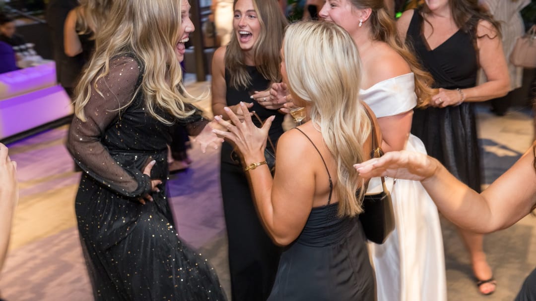 2023-08/2023_0705_MN-Bride-Awards_YuppyPhoto.jpg