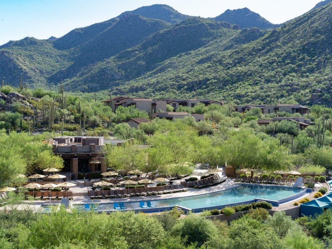 2025-10/Aventura Pool Overview Day.jpg
