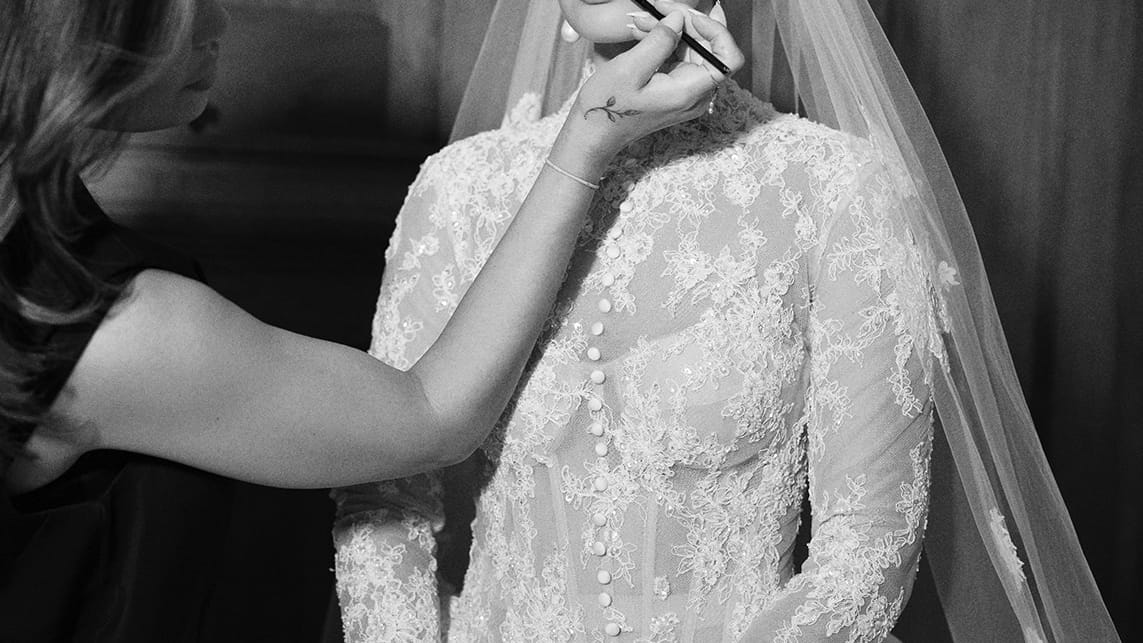 Emily Gleeson Bridal Artistry Collective doing elegant bride's makeup