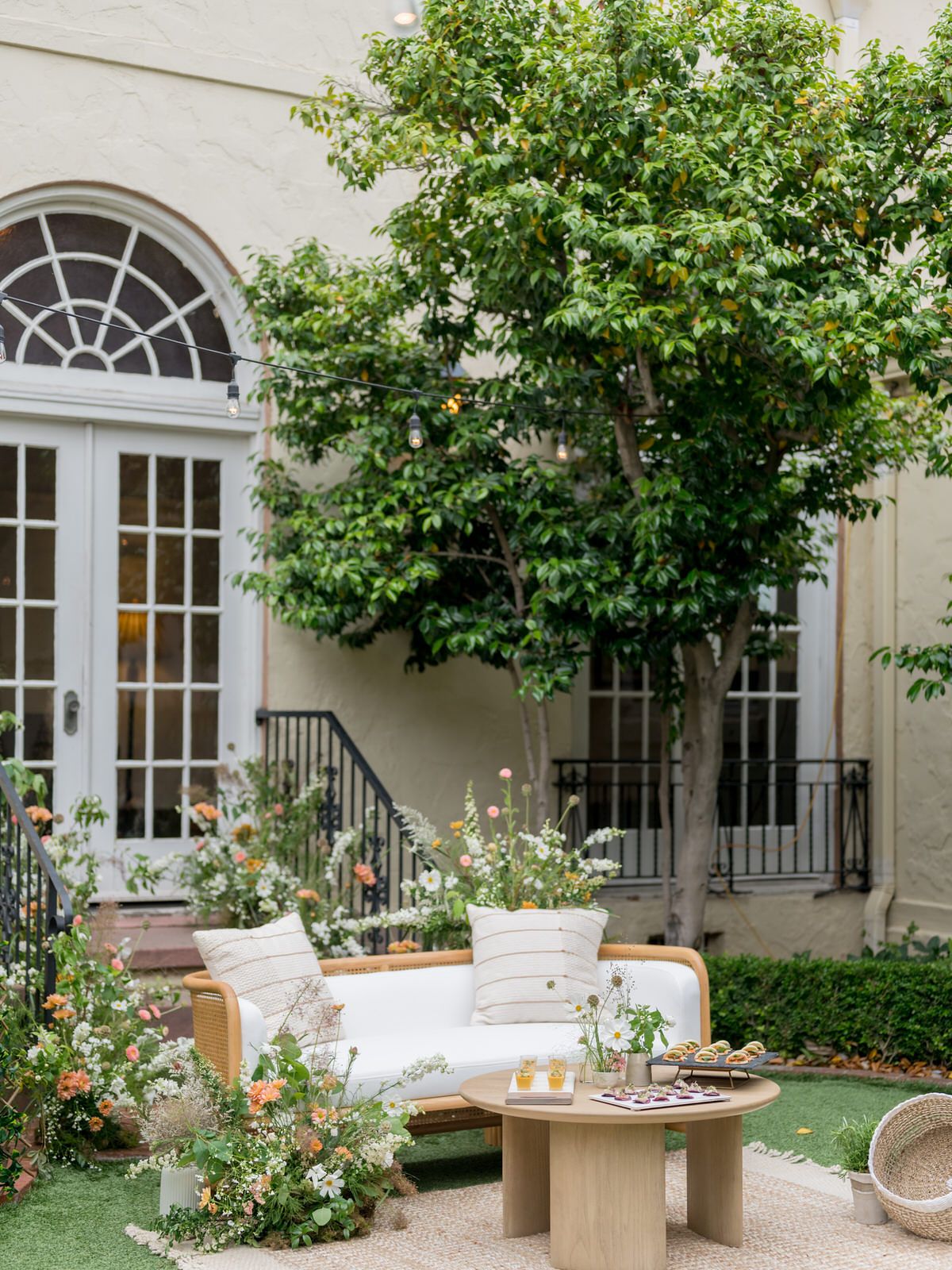 2024-11/EbellSantaAna_weddingphotographer_CatherineChuangPhoto-702212.jpg