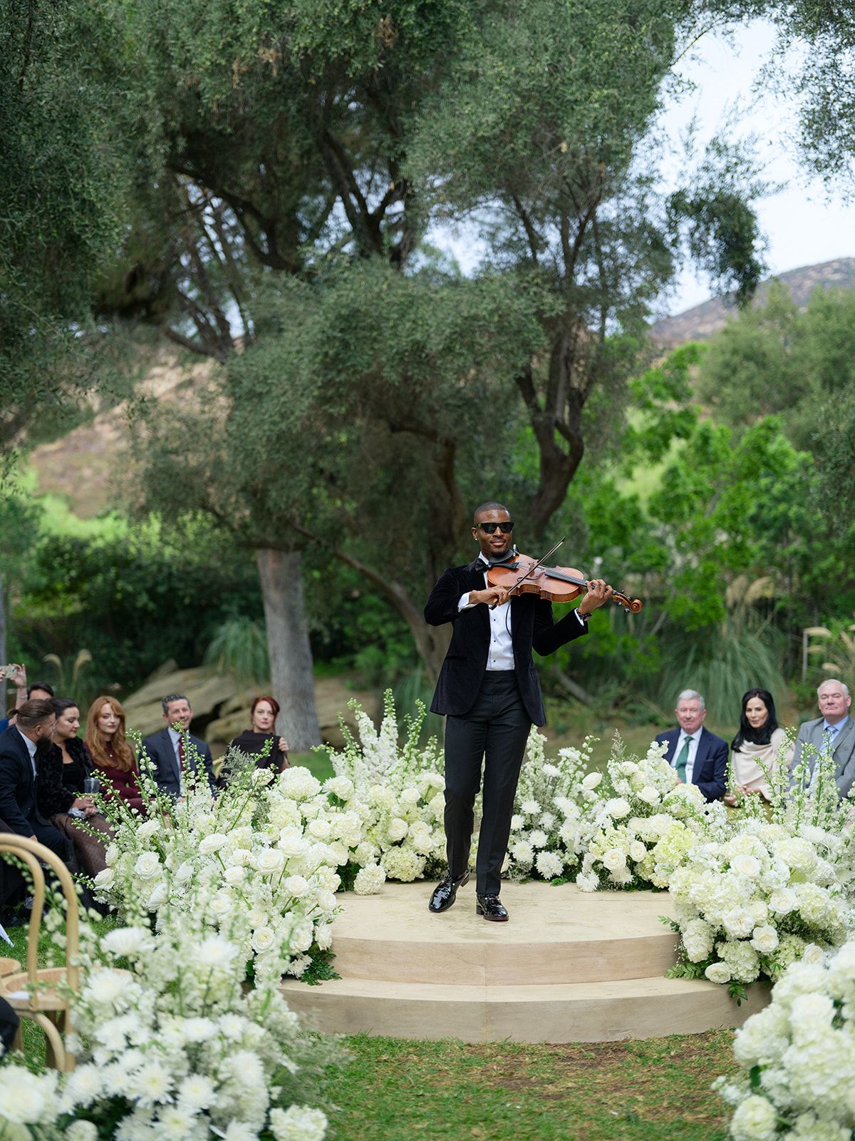 2025-07/J&M-Hummingbird-Nest-Ranch-Wedding-073.jpg