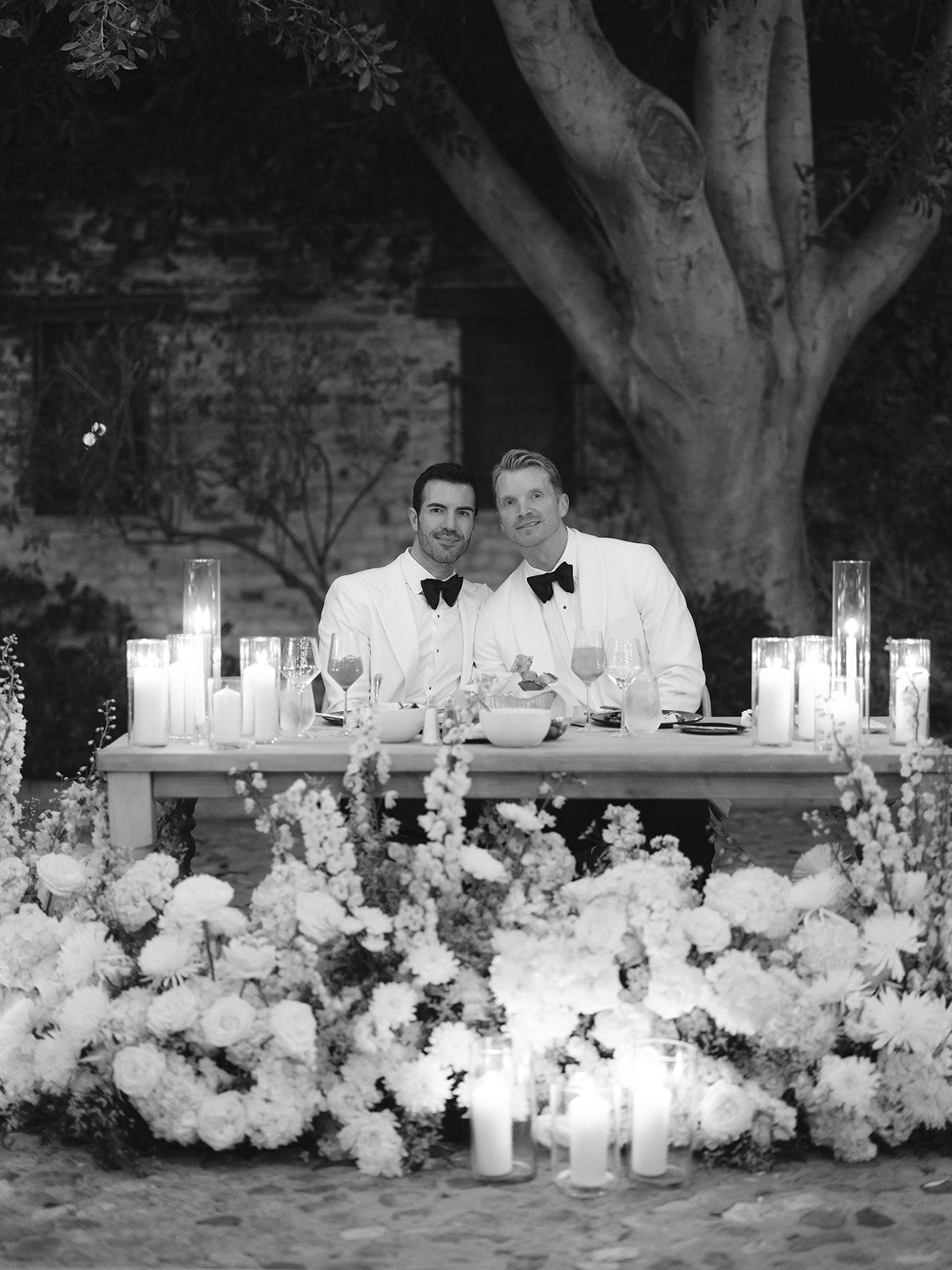 2025-07/J&M-Hummingbird-Nest-Ranch-Wedding-146.jpg