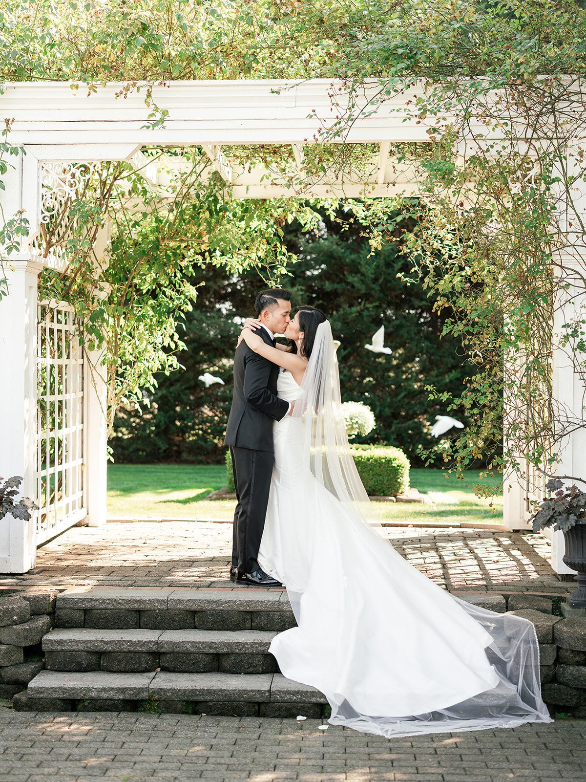 2025-12/Christina & Kim Wedding Highlights-143.jpg