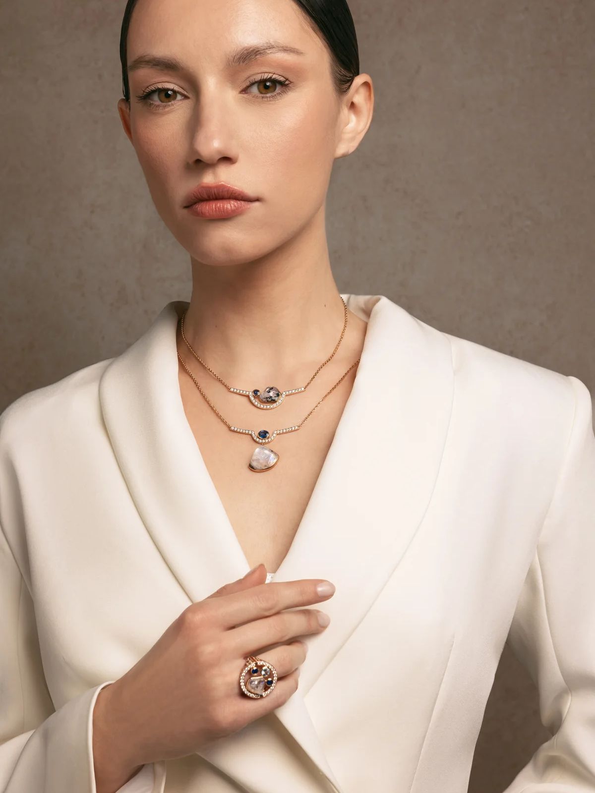 2026-02/Necklace.jpg