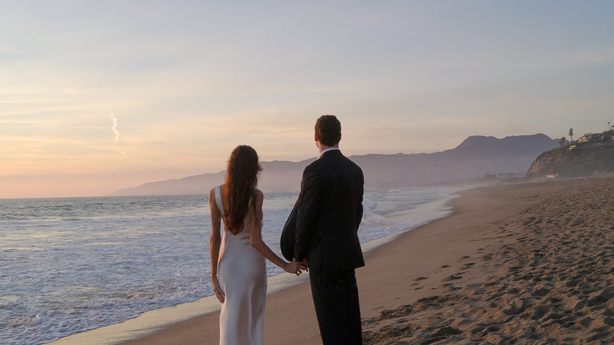 2025-05/DennisRoyCoronel_allegra-mike_engagement-90_websize.jpg