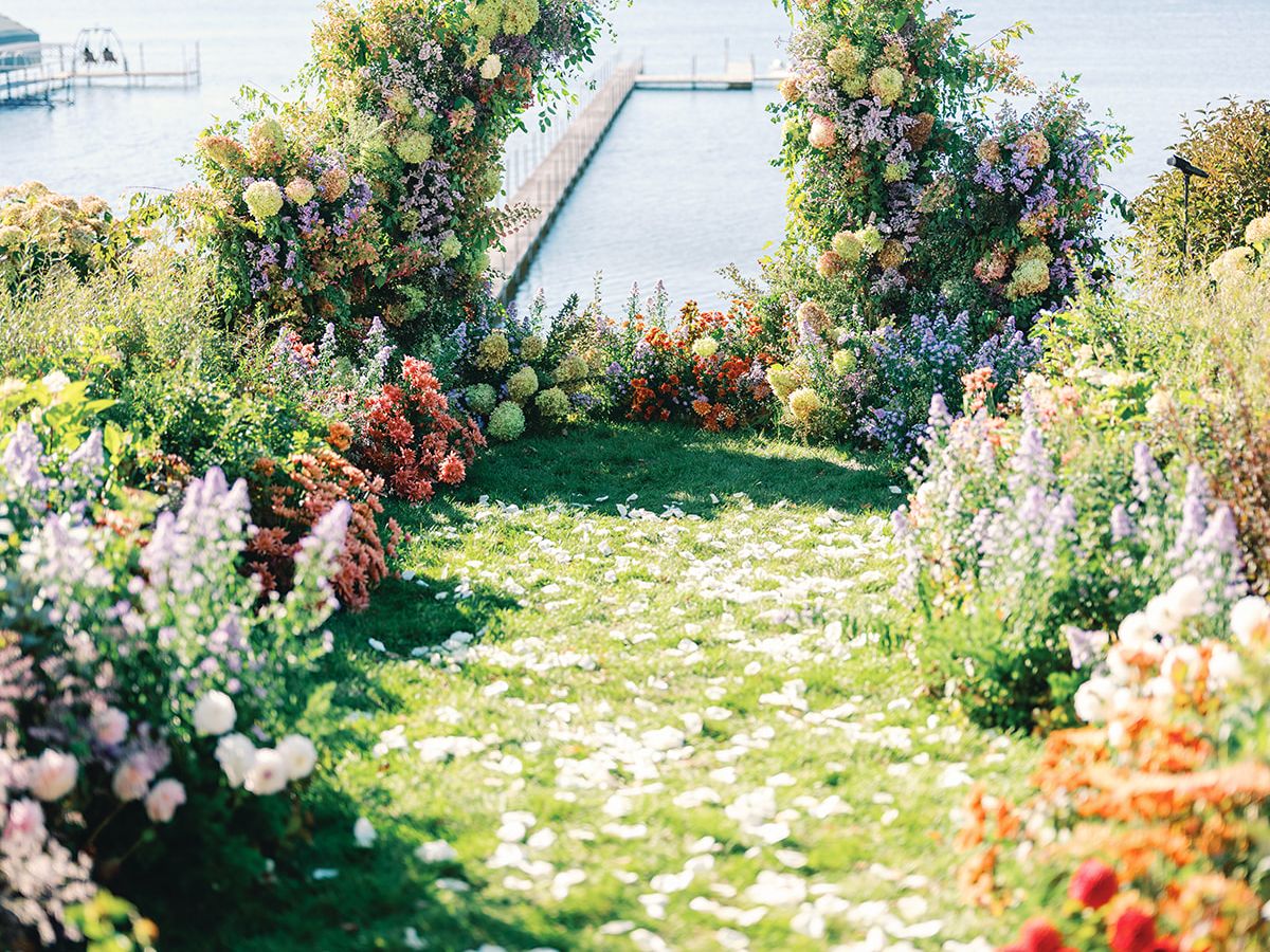 2025-11/MDH_7CeremonyDetails_Sneak_006.jpg