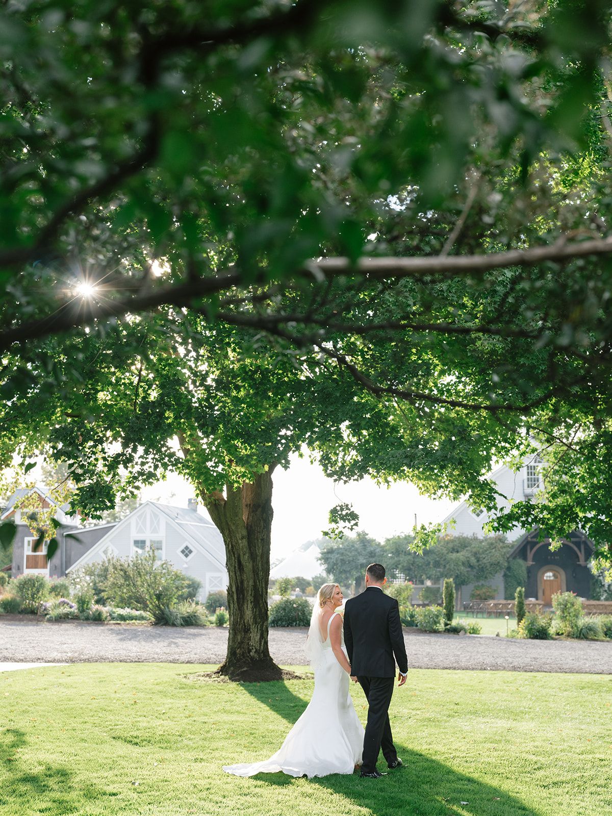 2026-03/CaitlinDan_AbejaWeddingPreview_022_websize.jpg