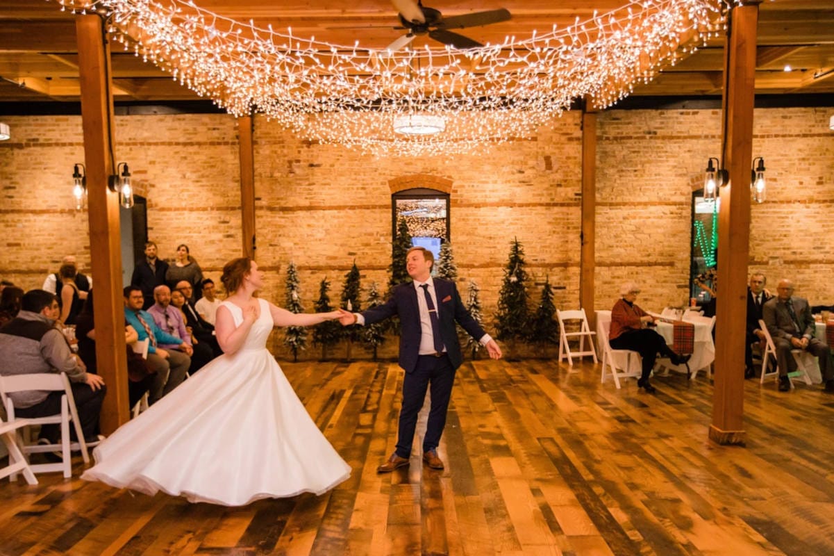 2024-06/Bride dancing.jpg