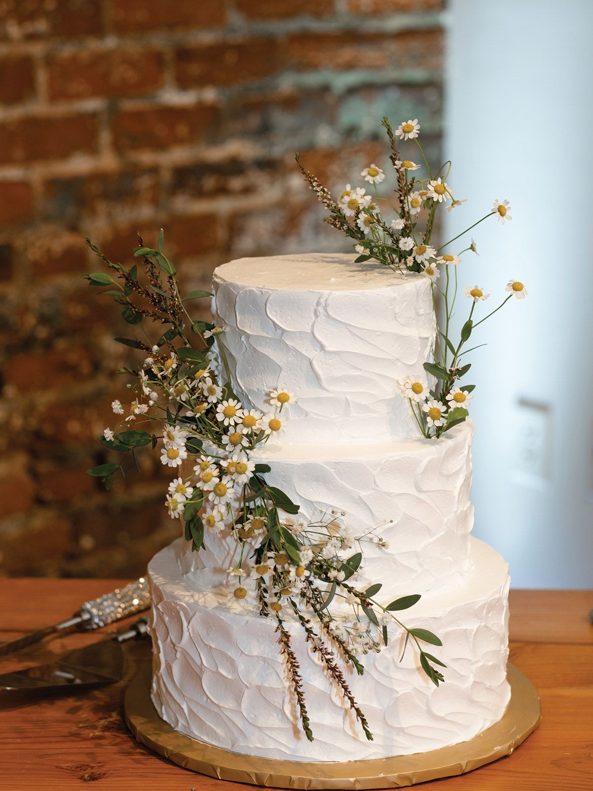 2024-09/JulieTrinhPhotographyTheHenrysBestOmahaWeddingPhotographer-529 (1).jpg
