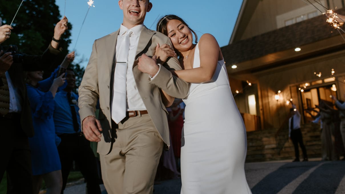 2023-06/dawn-mcclannan-photo-wwwdawnmacphotocomnebraska-weddingscoloradoelopements-45.jpeg