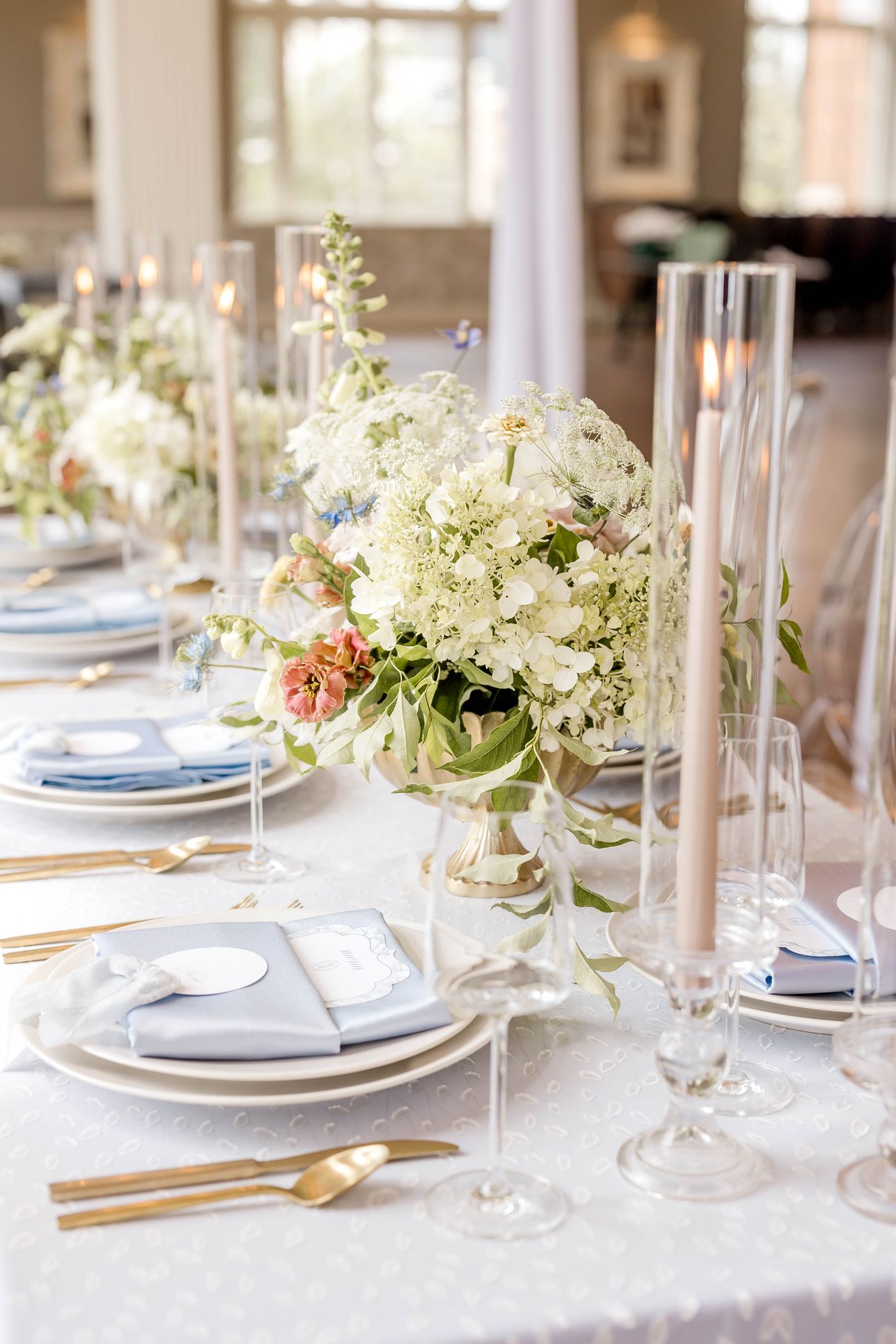 2024-11/minneapolis-Beach-club-wedding-photos-alexandra-robyn-minneapolis-154.jpg