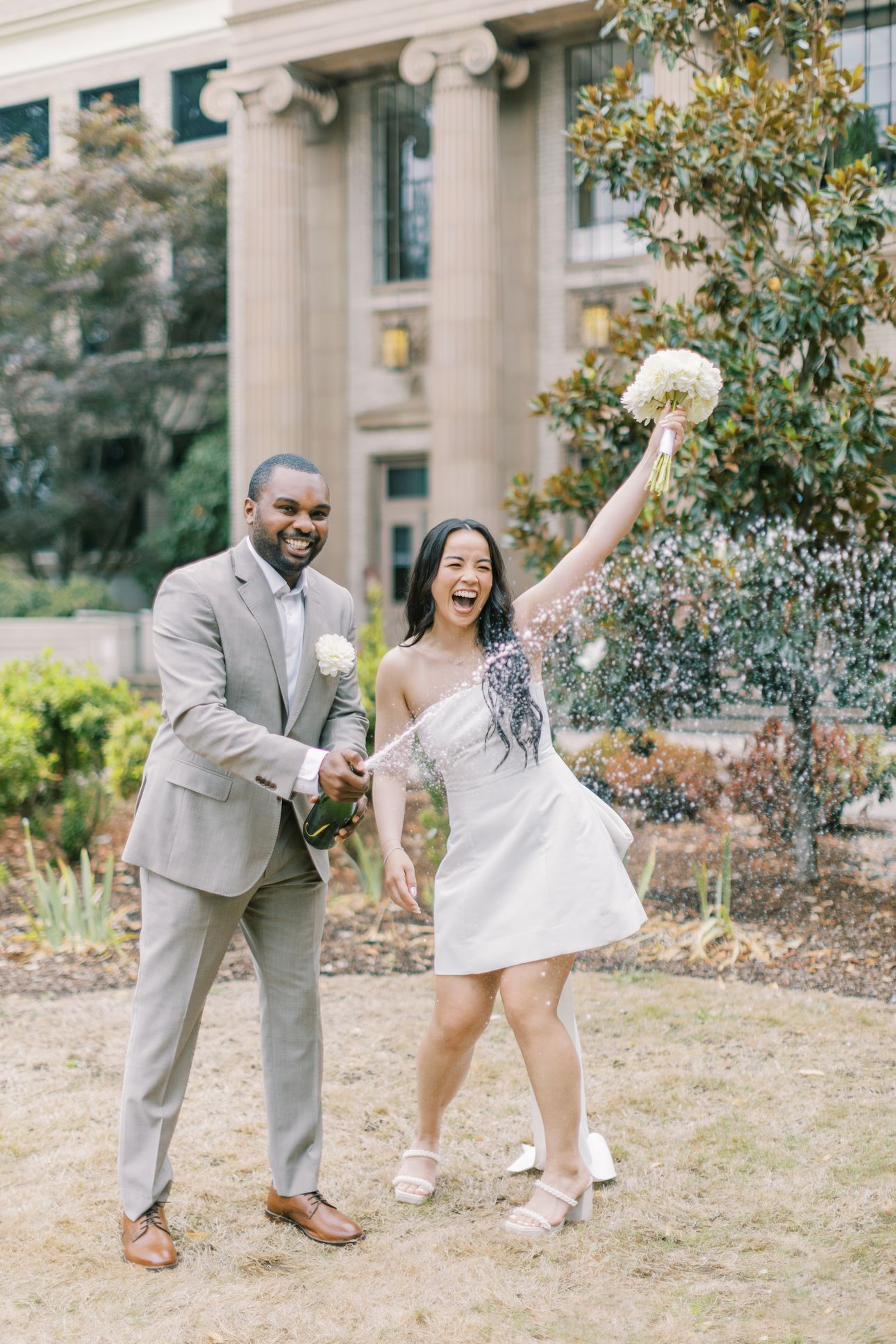 2025-01/oregon-wedding-photographer-simple-joie2.jpg