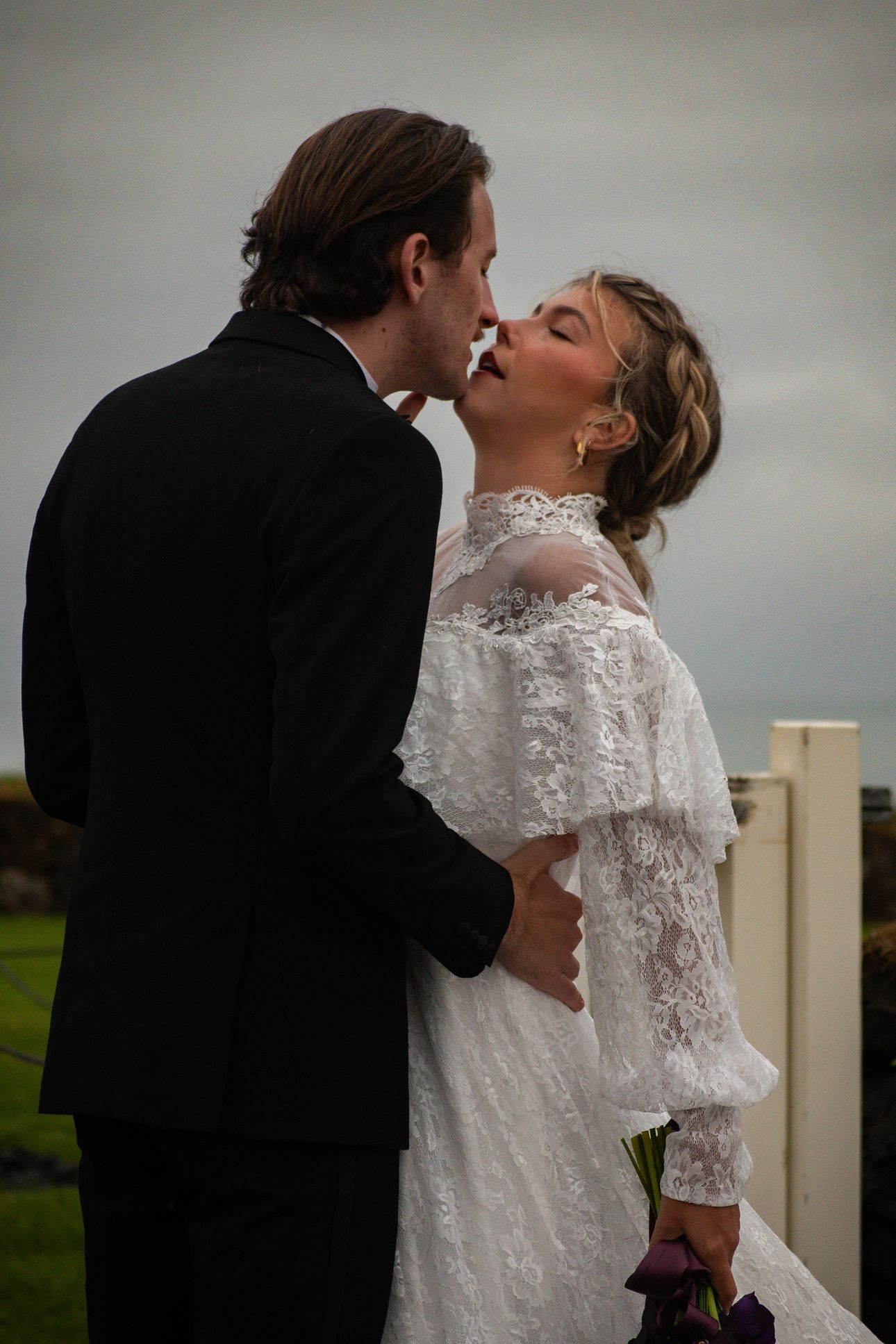 2026-06/AmyBendtsenPhotography_NicoleandAlex_BlackChurch-2.jpg