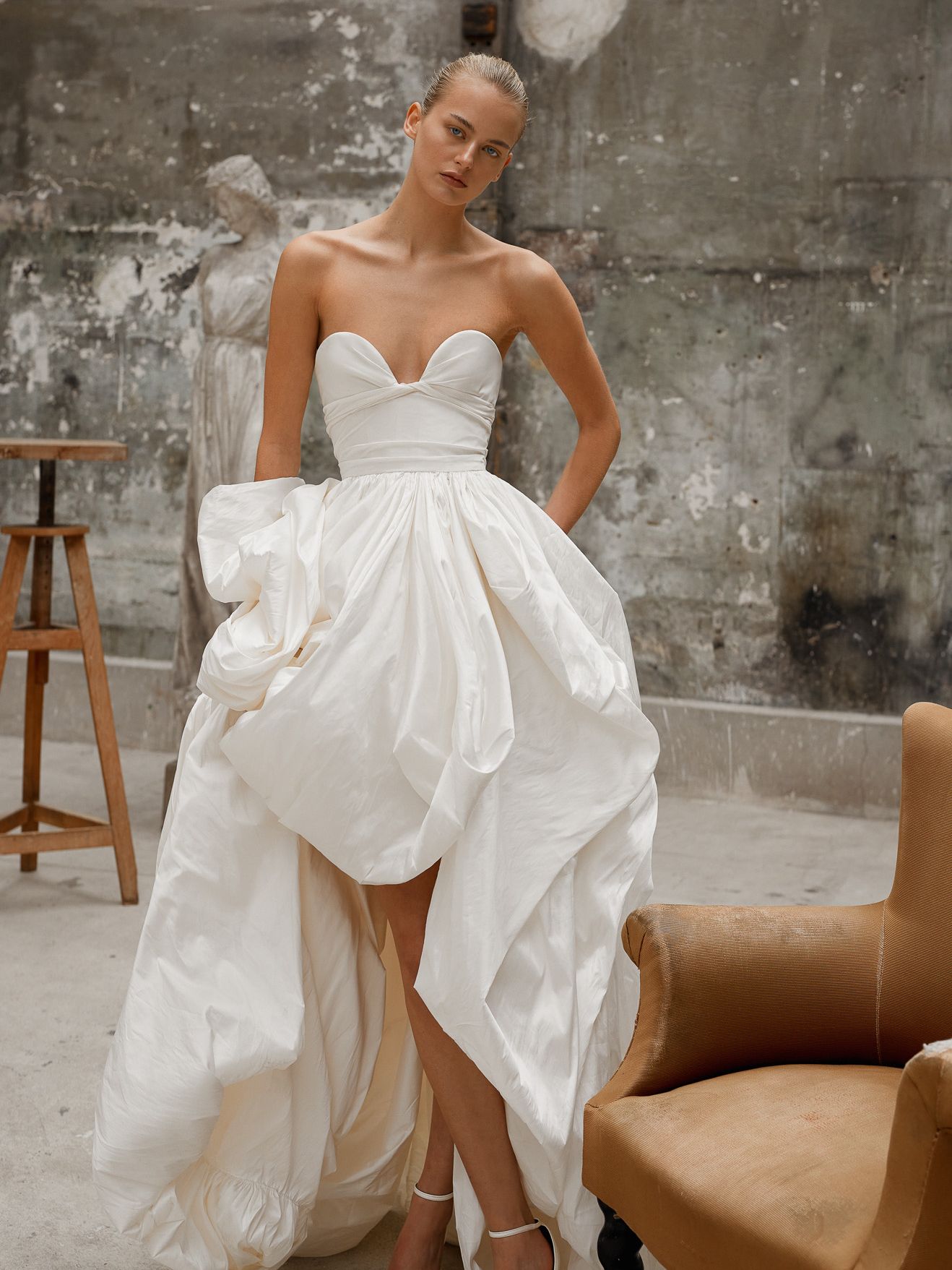 2024-04/Dana Harel_Bridal Spring 2025_Elle 1.jpg
