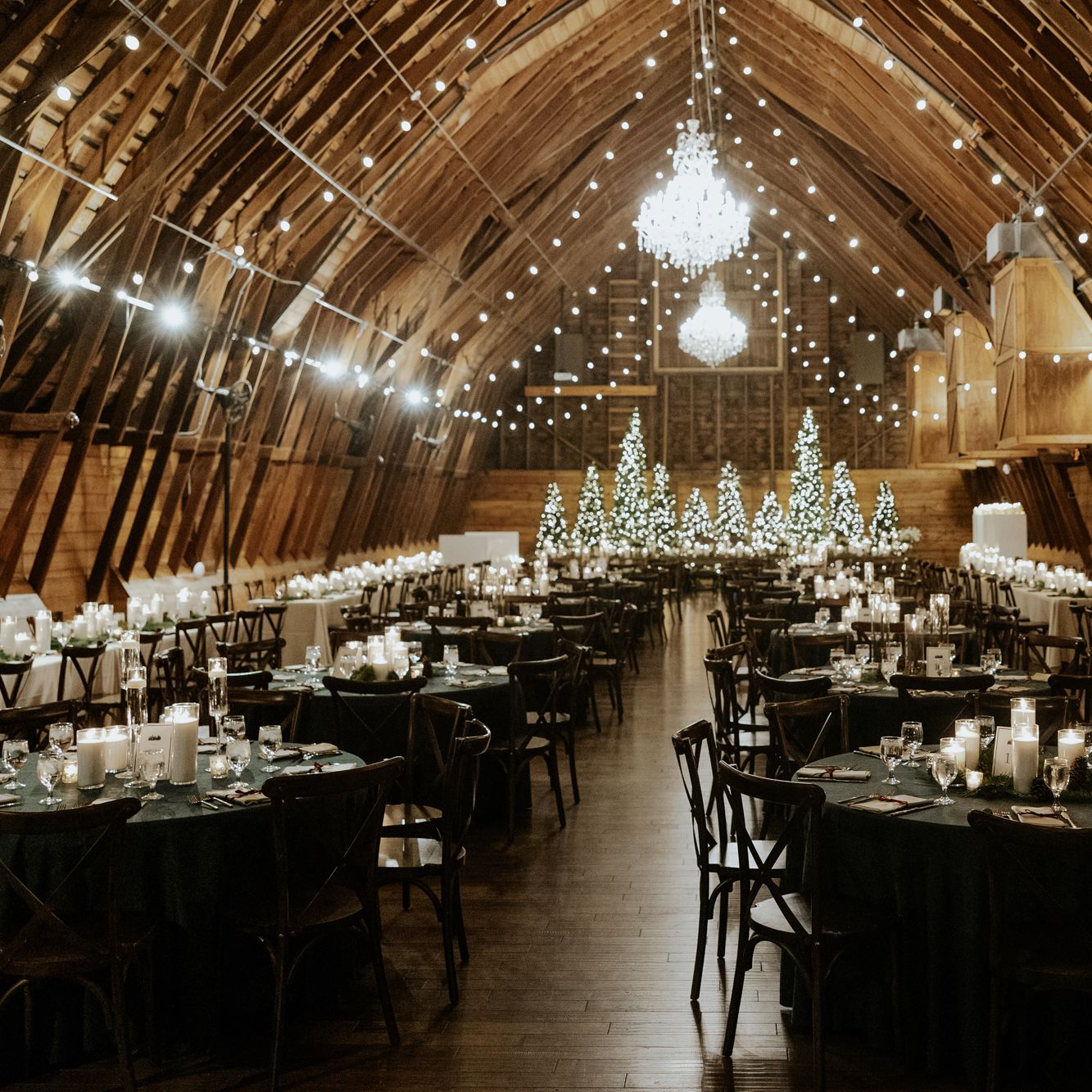 TheBarnatBenningtonMagicalWinterWedding-TheTenopirs-TrinJensenPhotography-533.jpg